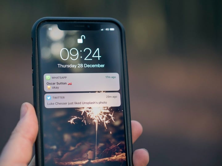 Apple fixes bug that cops used to extract deleted chat messages from iPhones | TechCrunch