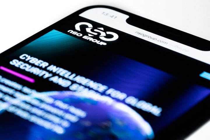 How ICE Spies On WhatsApp